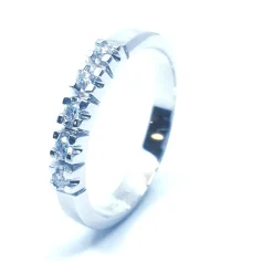 14 KT. ALLIANCE RING HVIDGULD MED BRILLANT 5X0,03 CT. W/SI