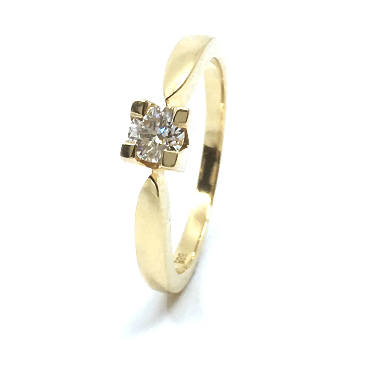 14 KT. GULD EVA RING MED BRILLANT 0,25 CT. W/SI