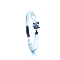 14 KT. HVIDGULD EVA RING MED BRILLANT 0,05 CT. W/SI