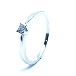 14 KT. HVIDGULD EVA RING MED BRILLANT 0,10 CT. W/SI