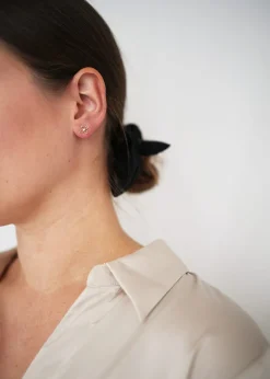 PER BORUP VIOLINA ØRERINGE 14 KARAT GULD MED BRILLANTER - 921Ø