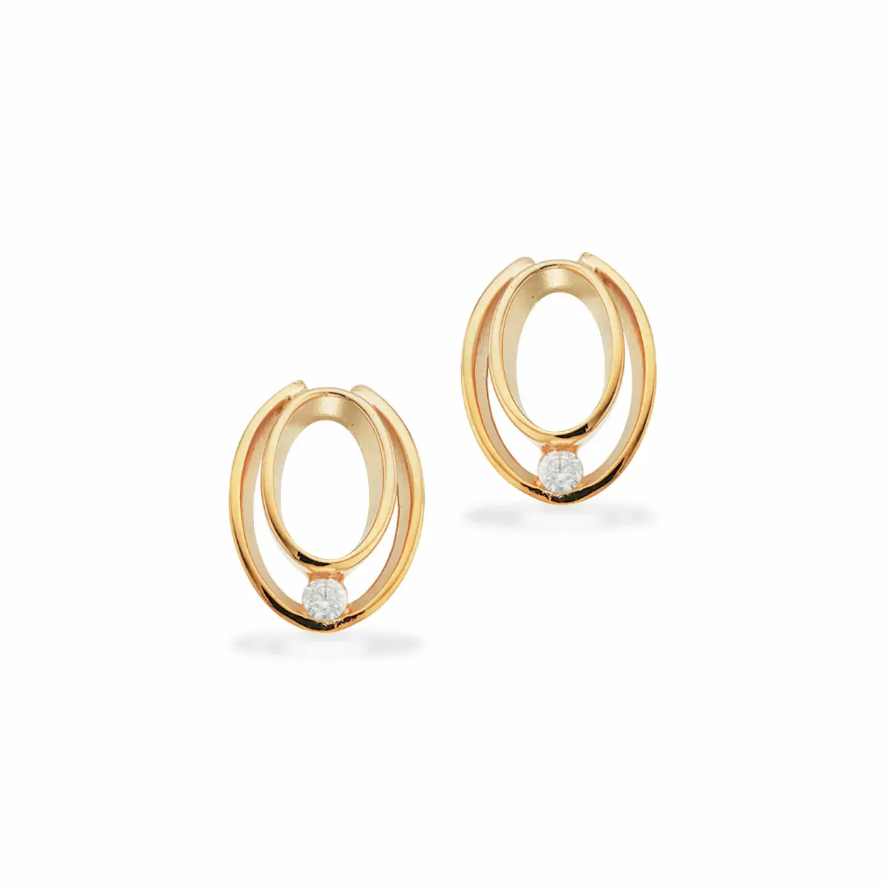 SCROUPLES 8 KARAT GULD ØRERINGE OVALE MED ZIRKON - 122783