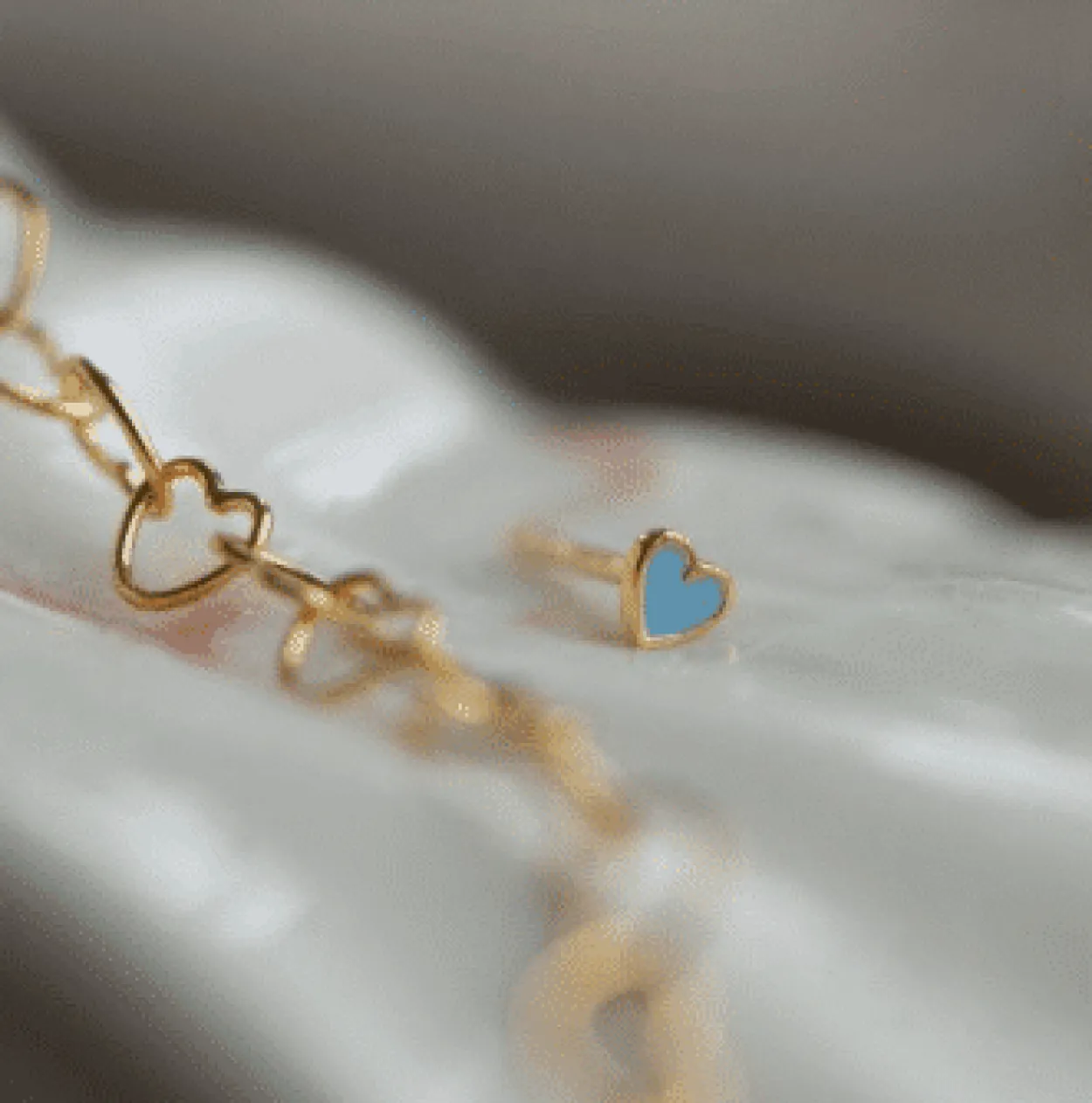 STINE A PETIT LOVE HEART ØRERING SØLV FORGYLDT - 1181-02-Light Blue