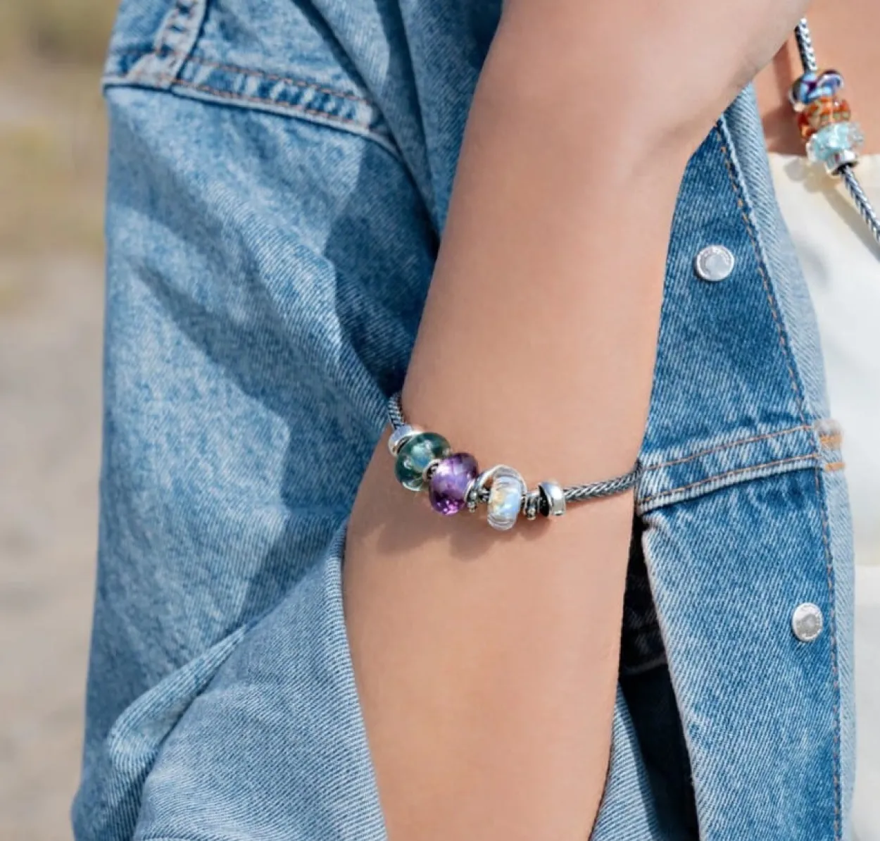 TROLLBEADS 'HØJE BØLGER' GLAS KUGLE - TGLBE-20331